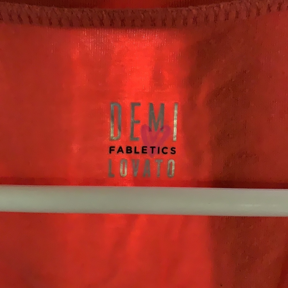 Fabletics workout crop tank - Picture 4 of 5
